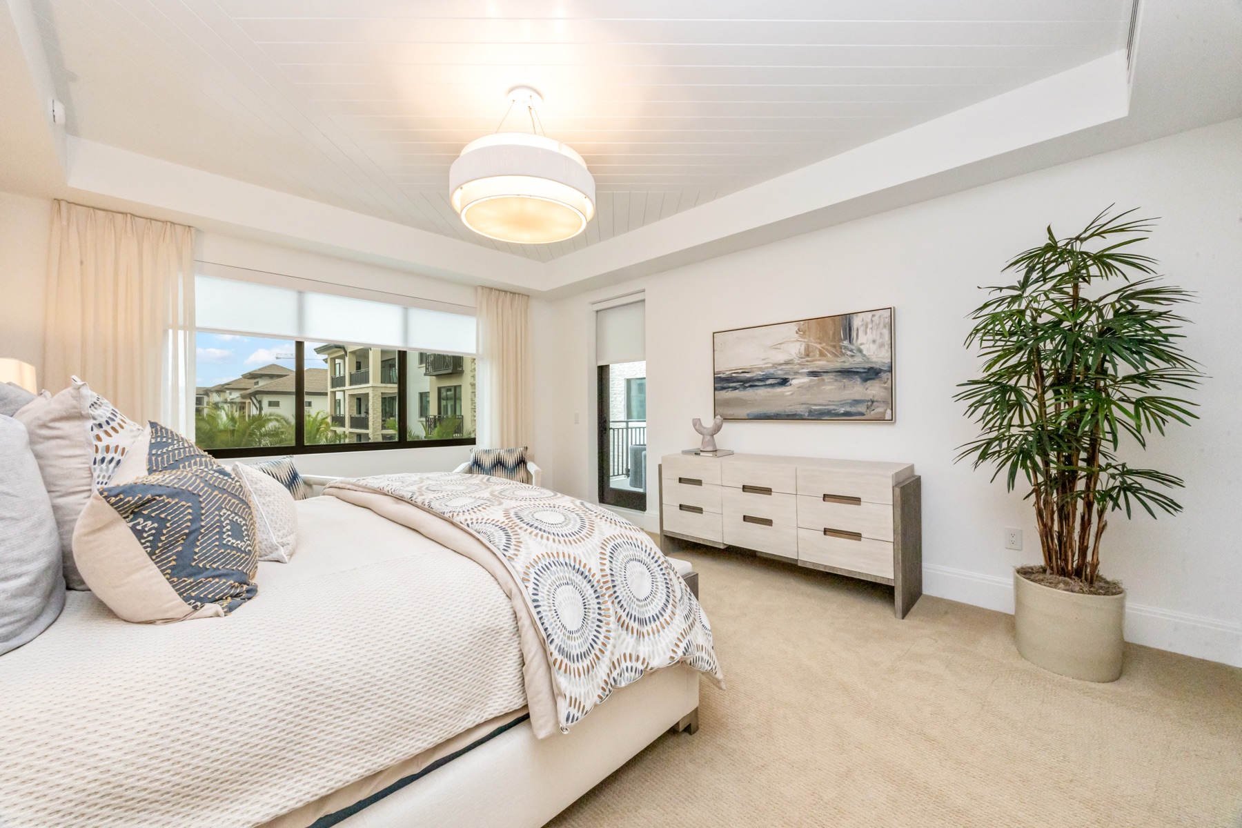 Primary suite with balcony access