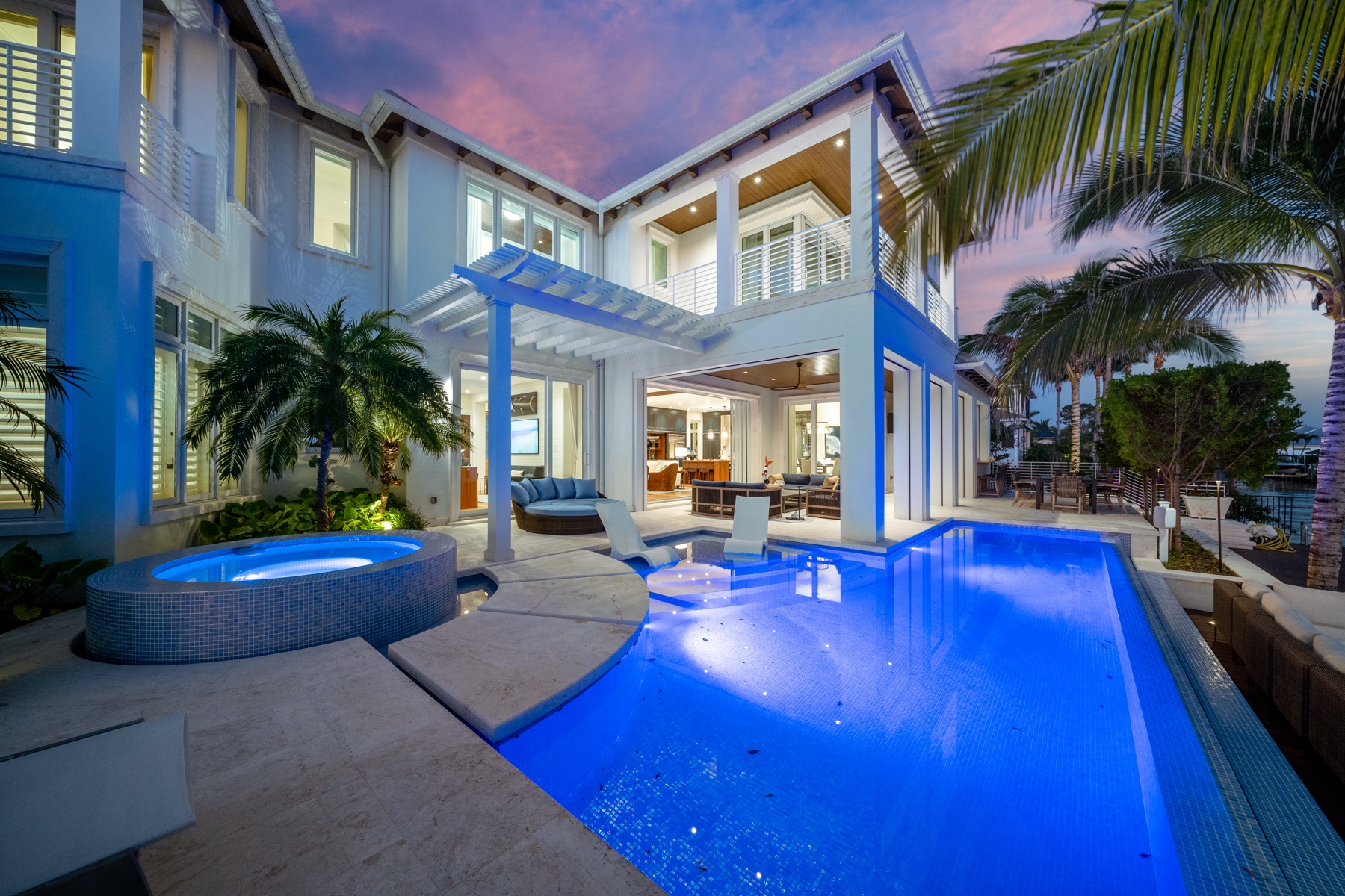 1660 Dolphin Court